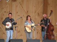 Dale Ann Bradley at the Gettysburg Bluegrass Festival, 2010