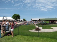 Saturday afternoon crowd at the Gettysburg Bluegrass Festival, 2010