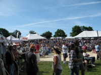 Sunday's crowd at the Gettysburg Bluegrass Festival, 2010