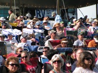 Sunday's crowd at the Gettysburg Bluegrass Festival, 2010